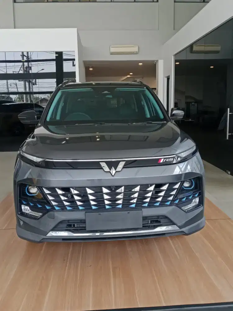 Promo Spesial Wuling Almaz