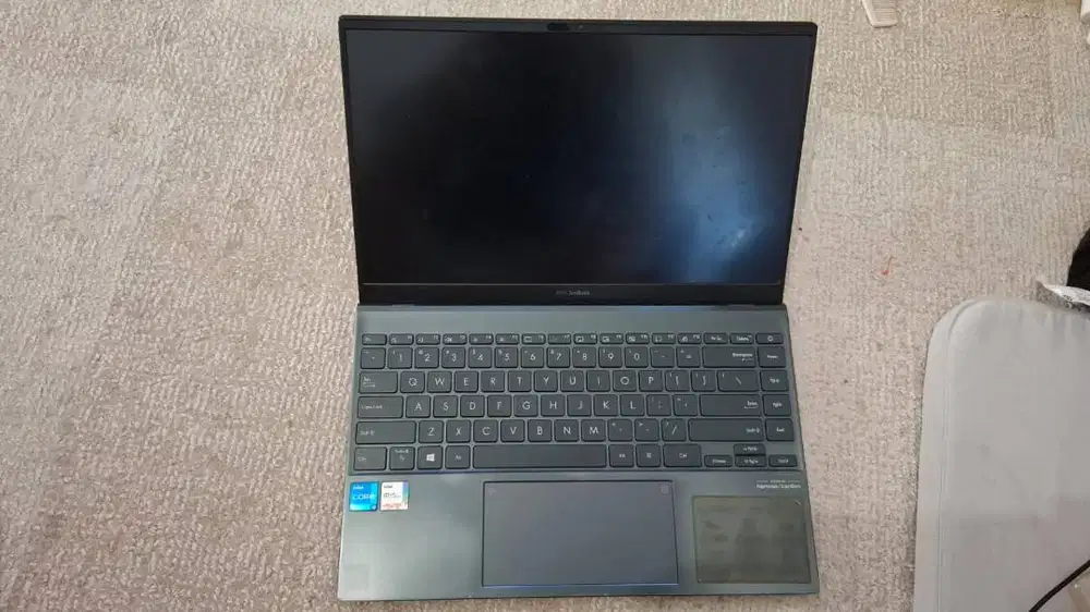 [JUAL] Laptop Asus Zenbook UX425EA