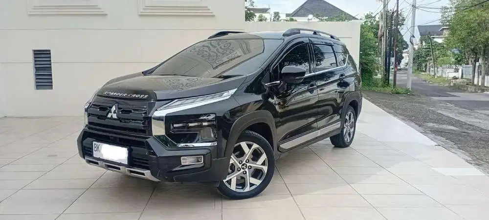 Mitsubishi Xpander Cross 2023 Automatic Hitam