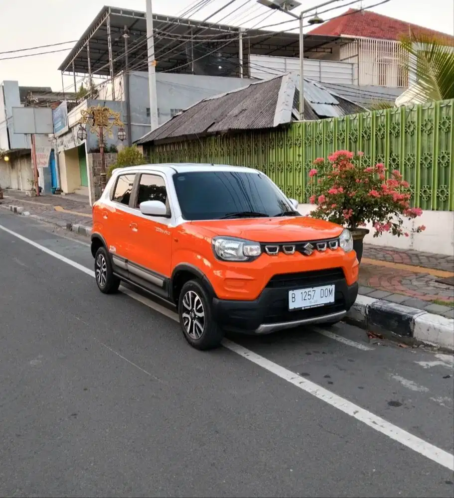 Suzuki/Spresso 1.0 MT/2023/Orange