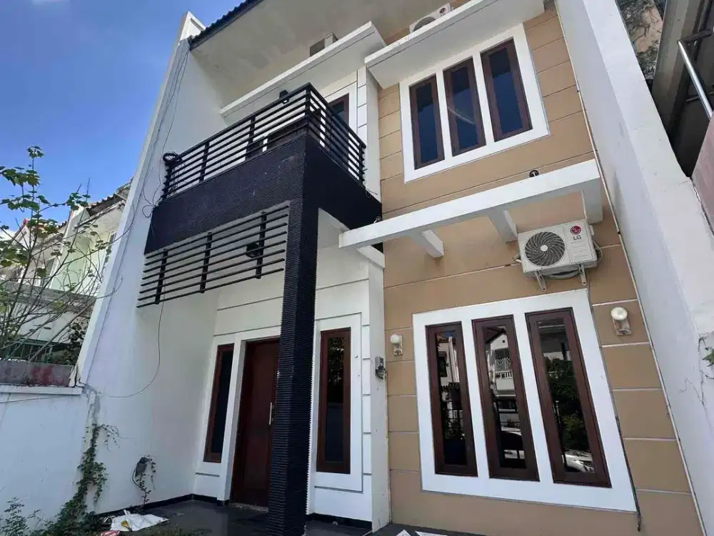 DIJUAL RUMAH CITRALAND DEKAT GWALK