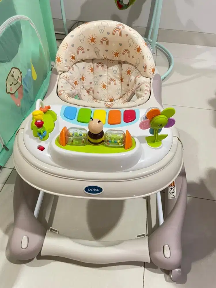 Pliko Baby walker 3289T with push bar