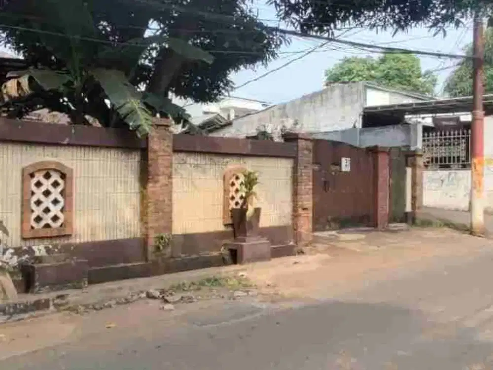 DIJUAL CEPAT RUMAH CLASSIC LUAS JAGAKARSA JAKARTA SELATAN