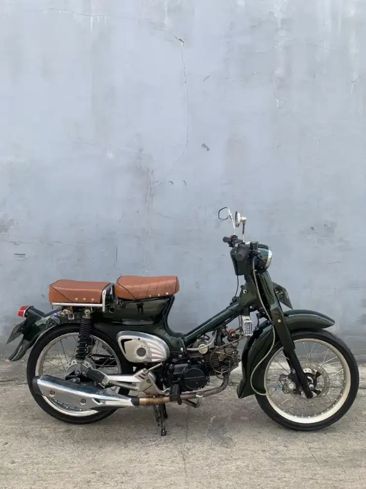 HONDA C70. THN 81