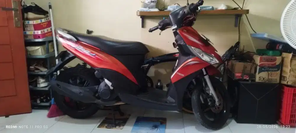 Motor Mio J 2012