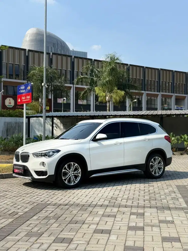 BMW X1 X-1 PANORAMIC NIK 2019 Xline Sdrive 18i Putih