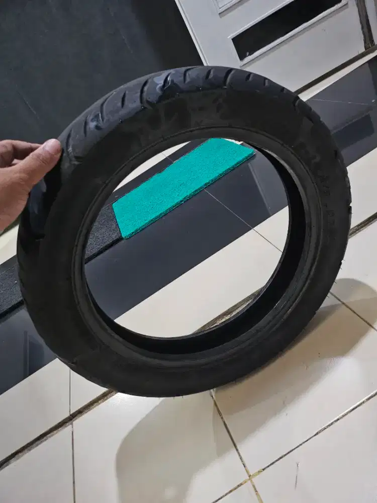 Ban belakang yamaha lexi bekas