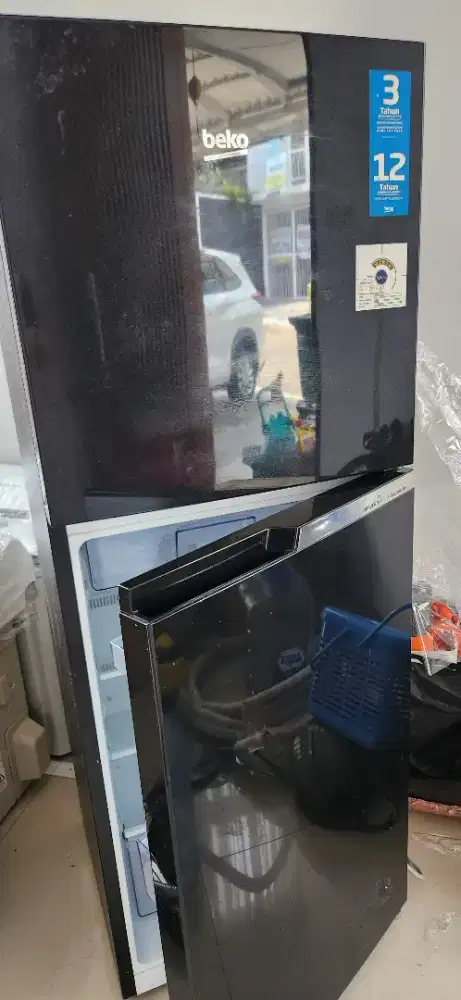 Kulkas beko inverter seperti baru beli oktober 2023