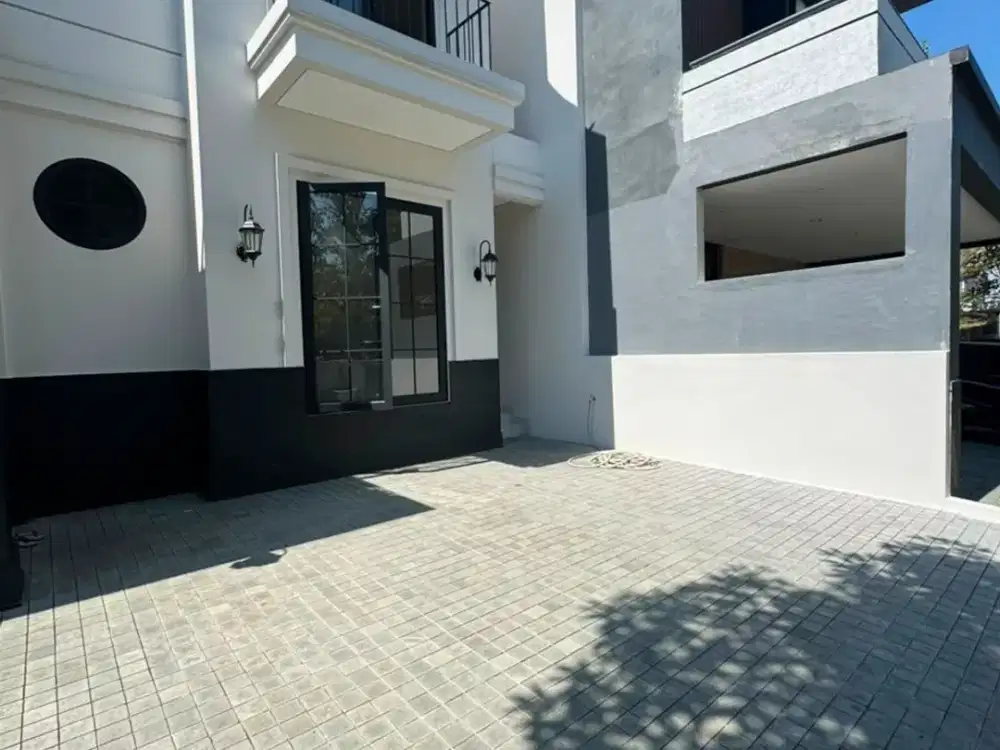 Semi Furnish Rumah Baru Gress di Citraland Utama
