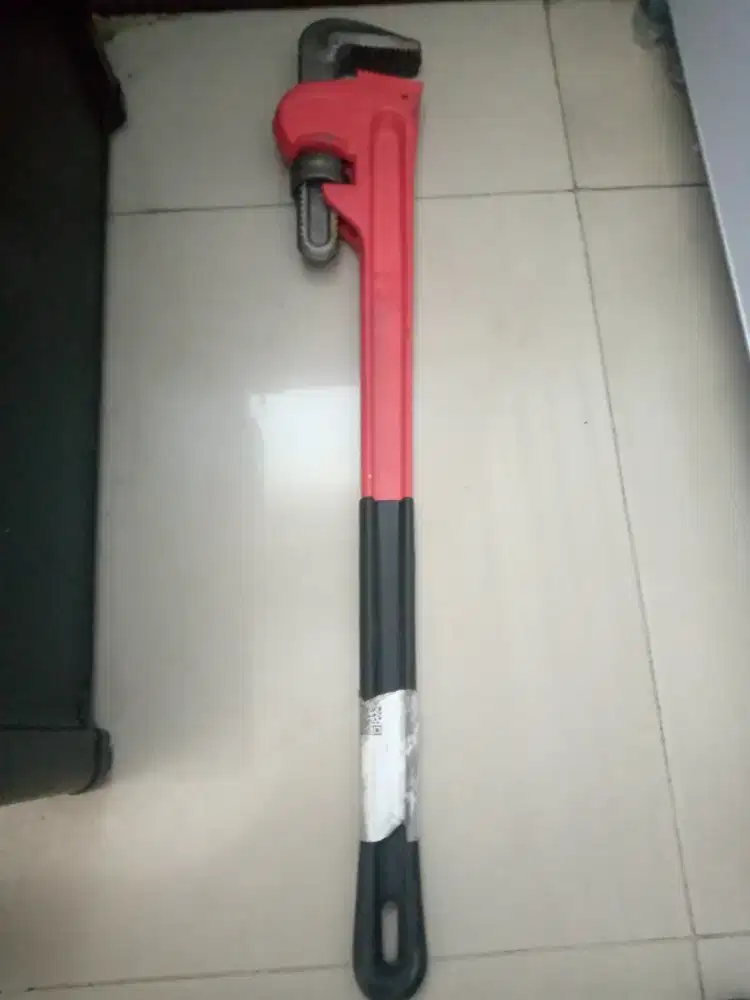 Kunci pipa 36 in