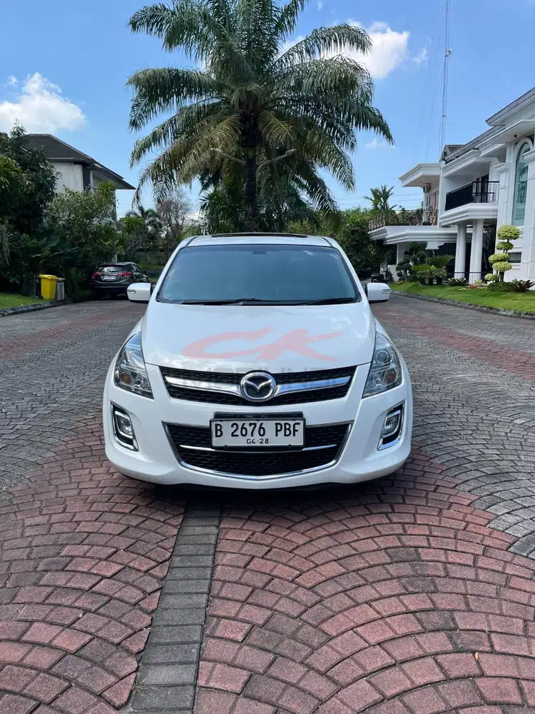 Mazda 8 Mpv 2.3 AT 2012 ANTIK