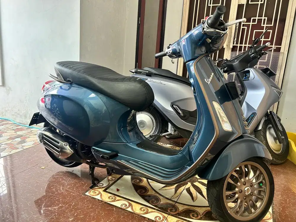 Vespa Sprint S Anniversary 10th LIMITED EDITION