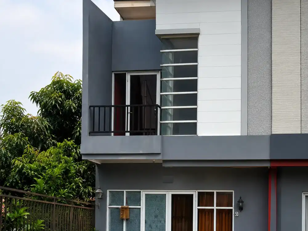 Jual Ruko 2 Lantai Siap Huni Di Grand Akasia Residence Lokasi Strategis Dekat Akses KRL Sudimara, Tol BSD, Kuliner Pamulang, Pusat Perbelanjaan Dan UN
