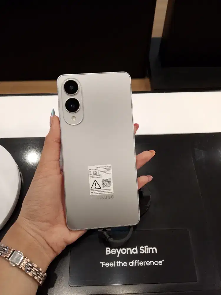 SAMSUNG GALAXY S25 EDGE TURUN HARGA BRG TERBATAS!!!
