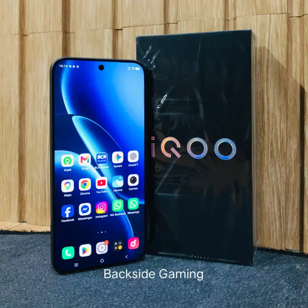 iQOO Z11 5G 8/256 Garansi Resmi 1 Tahun