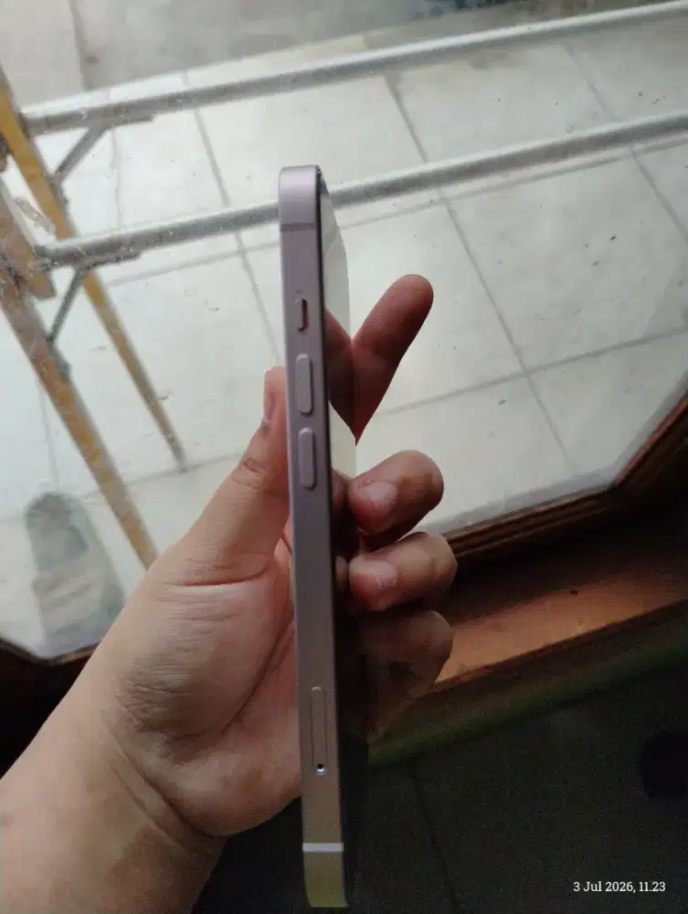 iPhone 13 128g. Tangan Pertama Jual Cepat