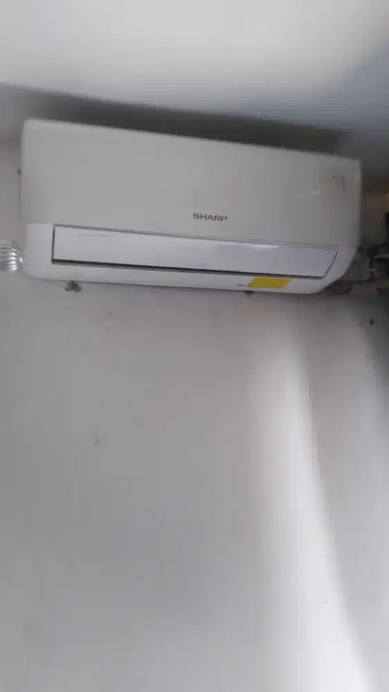 Dijual ac 1/2 pk merk sharp