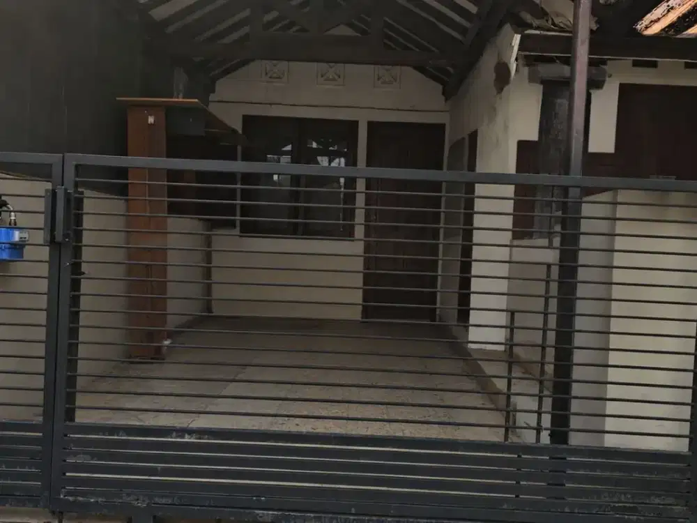 Dijual Rumah Di Bintaro Sektor 5 -id