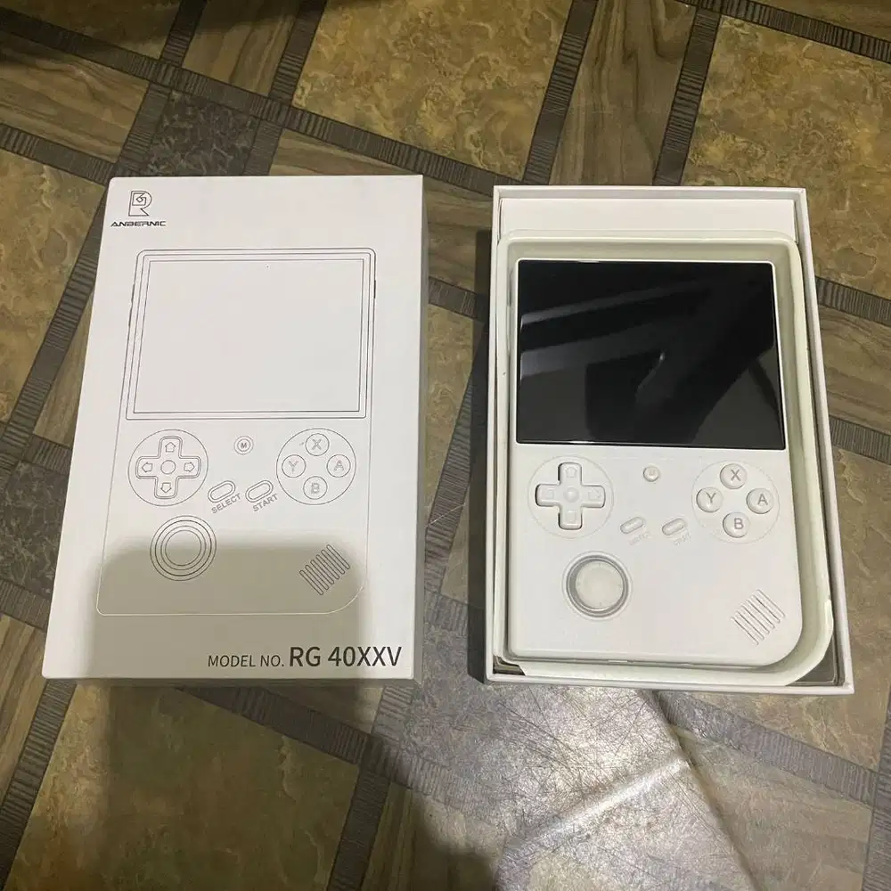 Anbernic RG 40XXV 16GB Fullset NEGO