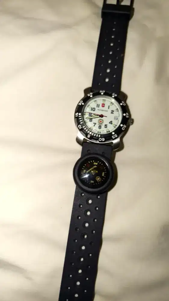 Jam Victorinox Military Air Force Diver Quartz