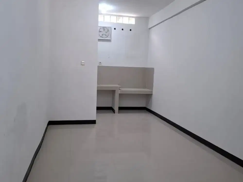 Rumah Baru 2 Lantai di Taman Kopo Indah 2