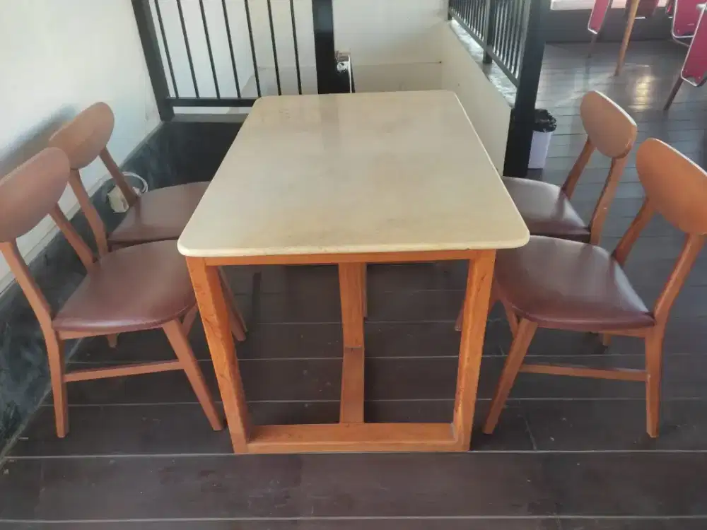 Dijual Meja Kursi ex Resto/ Cafe