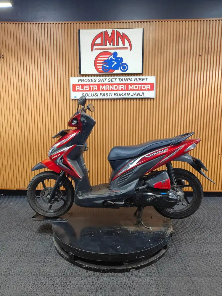 VARIO 110. 2014 GREESS. NO MINUS. PAJAK HIDUP SS LENGKAP. NEGO