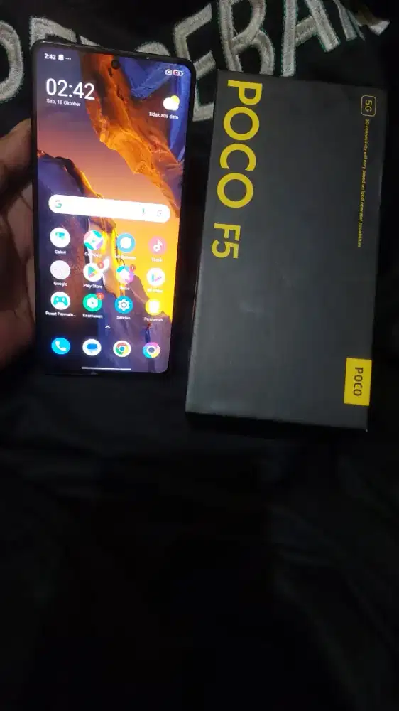 Poco f5 12/256 layar retak (bisa tt