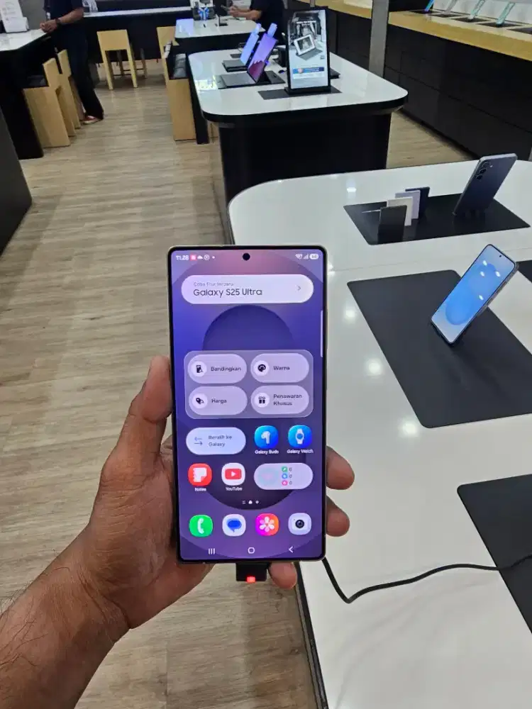 SAMSUNG GALAXY S25 ULTRA