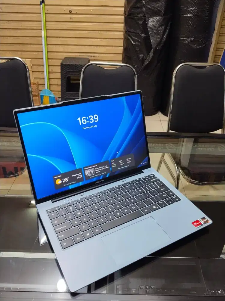Advan WorkMate AMD Ryzen 5 3500U RAM 8GB SSD 256GB NVMe Layar 14 IPS