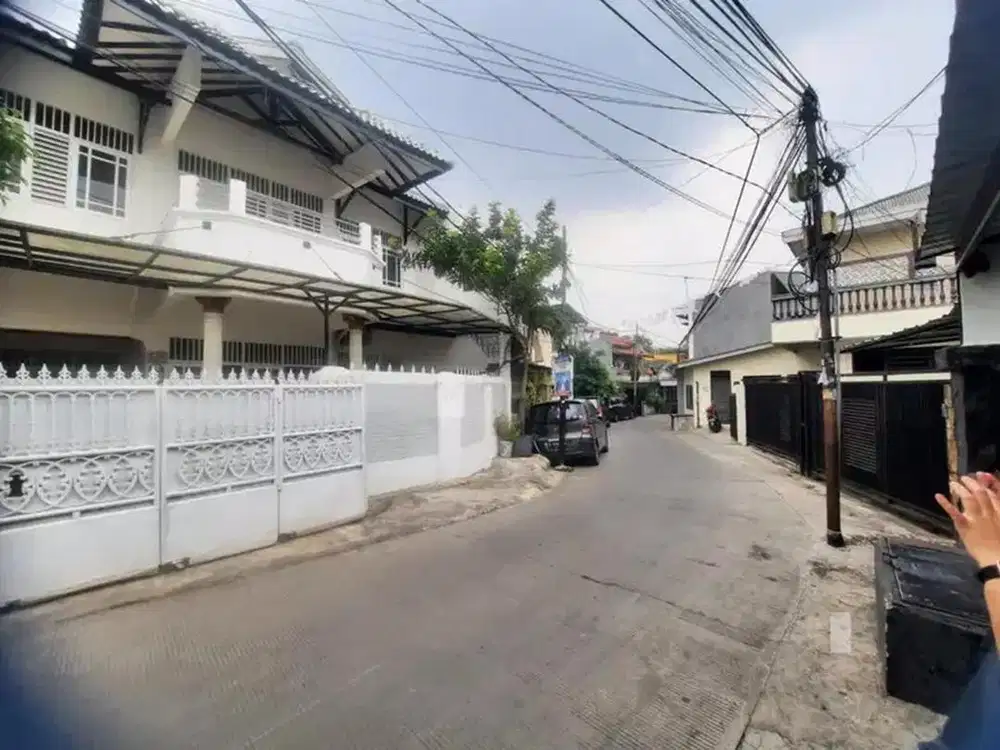 Rumah Sewa Tebet Jakarta Selatan Dekat Stasiun Tebet