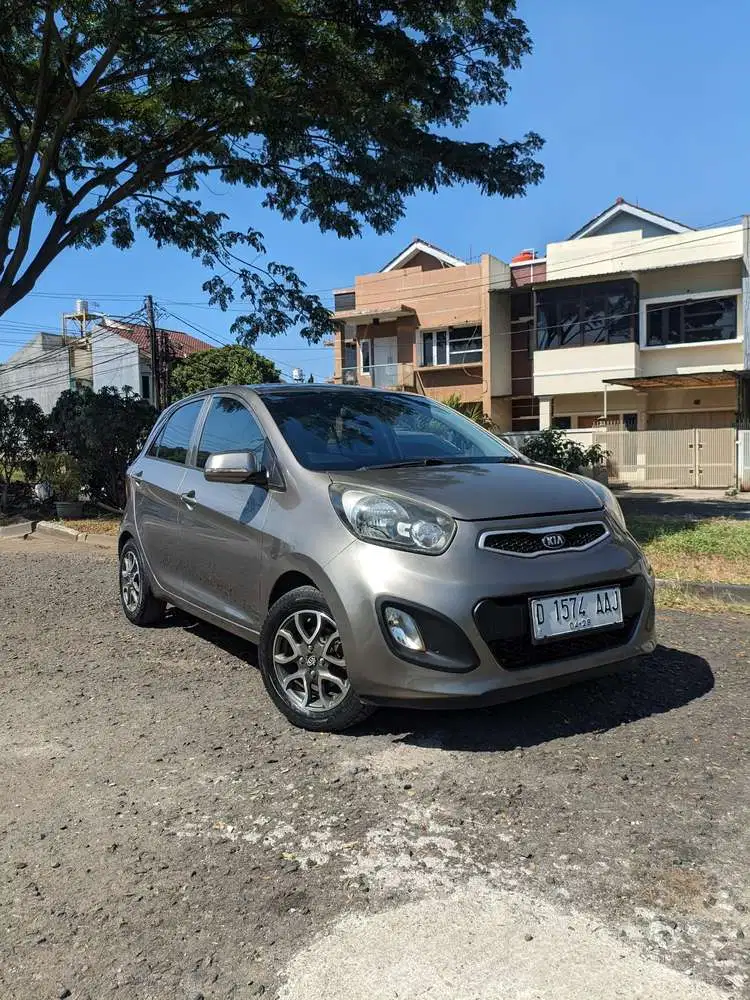 Kia Picanto 1.2 SE Matic 2013 Abu-abu Metalik Istw
