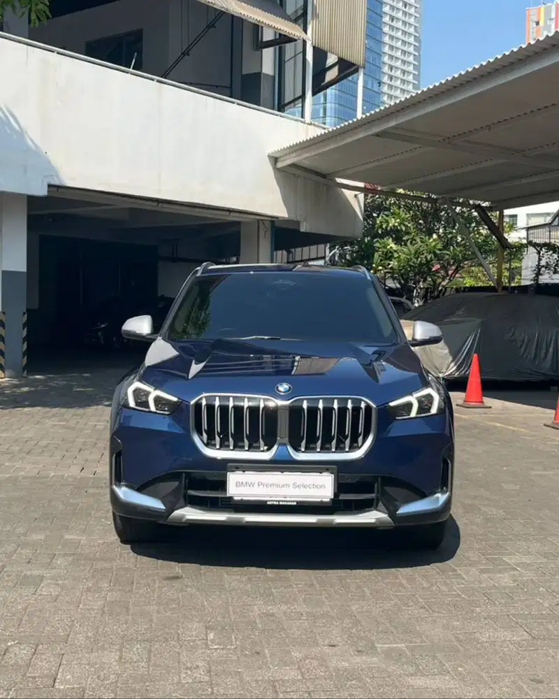 BMW X-1 SDRIVE18 2024