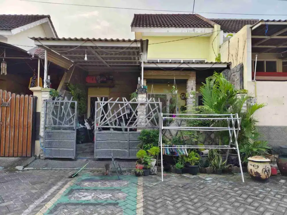DI JUAL RUMAH

PERUM GRIYA AMERTA BLOK Z - 8
KEL. : MEDOKAN AYU 
KEC. : RUNGKUT 
KAB  : SURABAYA