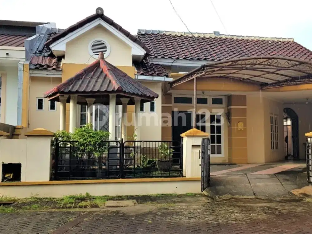 Rumah Lt:238, Lb:150, 1 LT, 3+1 KT, 2+1 KM Hadap Selatan, SHM Citra Garden 2 Jakarta Barat (Gal)