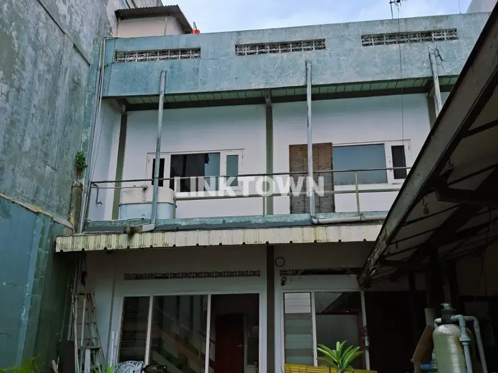 Dijual Rumah dan Toko 3 Lantai Cocok untuk Kantor di Mt Haryono Semarang