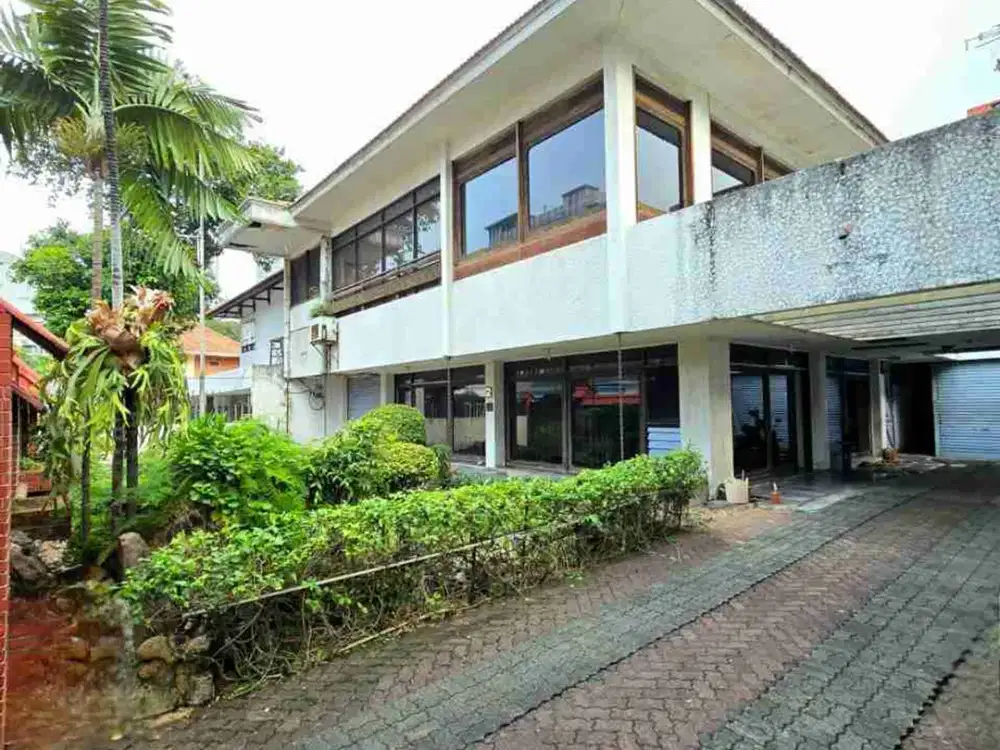 Rumah di jual di Cikini Menteng Jakarta Pusat.. Good Location