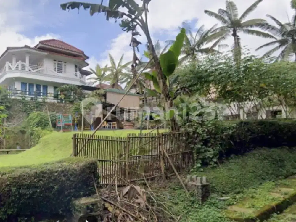 Villa di Jual, Deal Habis Lt:303m2, LB: 500, SHM, View Gn Gede Pangrango, Tepi Jl Raya Cipanas KM 78, Pacet-Cianjur