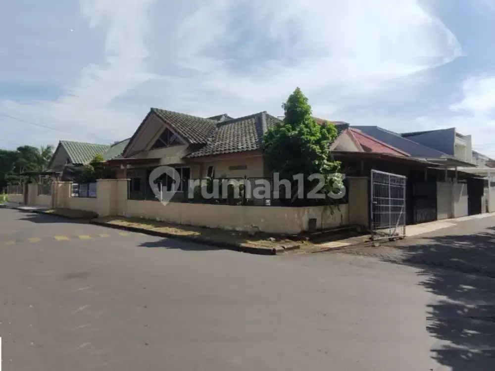 Turun Harga Rumah LT: 240 (12X20),Lt:119, 1,25Lt , 3+1Kt,2+1Km, SHM di Citra Garden 1 Ext, Jakarta Barat (Dei)