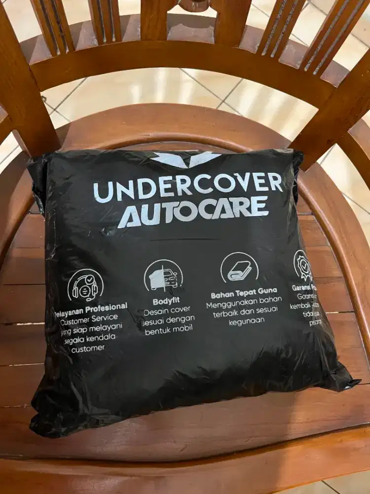 Cover/Sarung Mobil Yaris Bakpao Merk Autocare