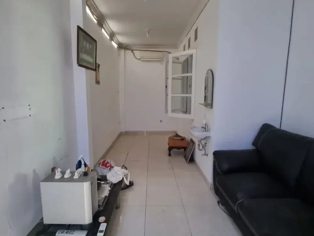 Disewakan Rumah Tinggal  di  PUSPITA LOKA, 4+1 KT