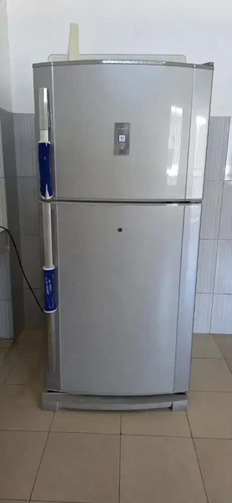 Kulkas Sharp 2 Pintu