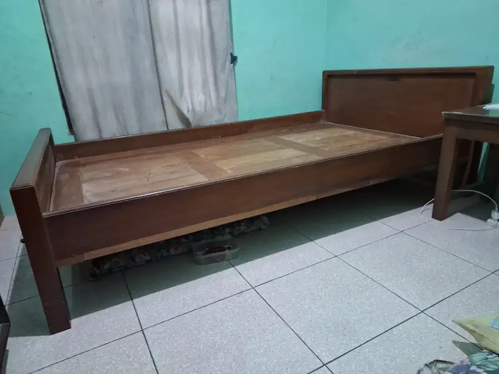 Jual Dipan antik 120 x 200