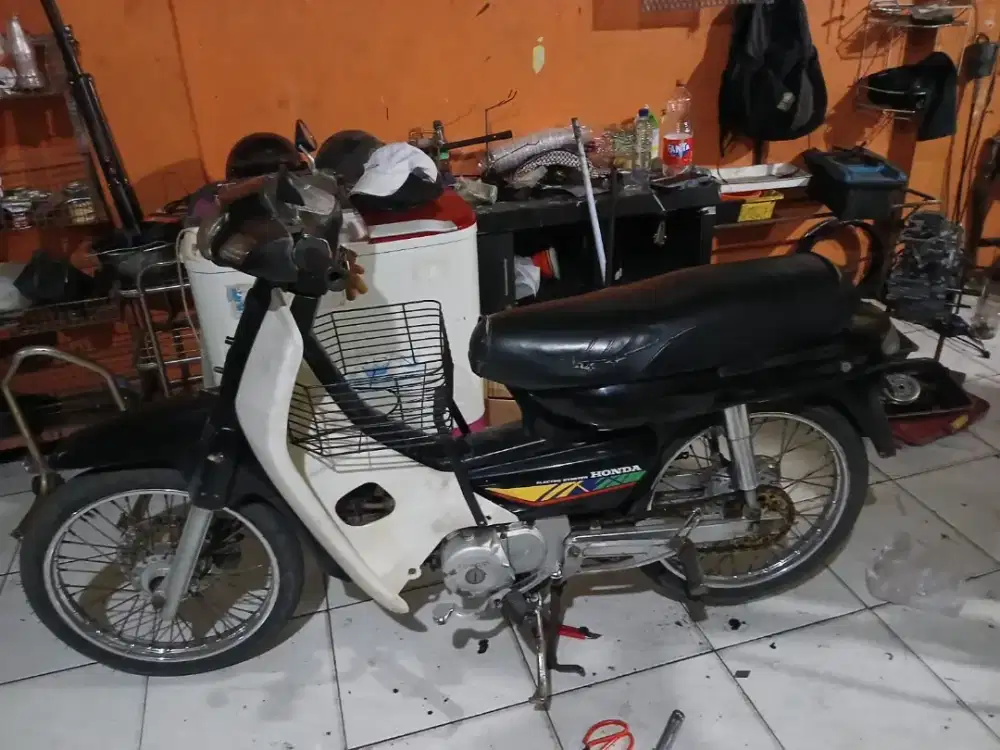 Astrea legenda lengkap plat f pajak off