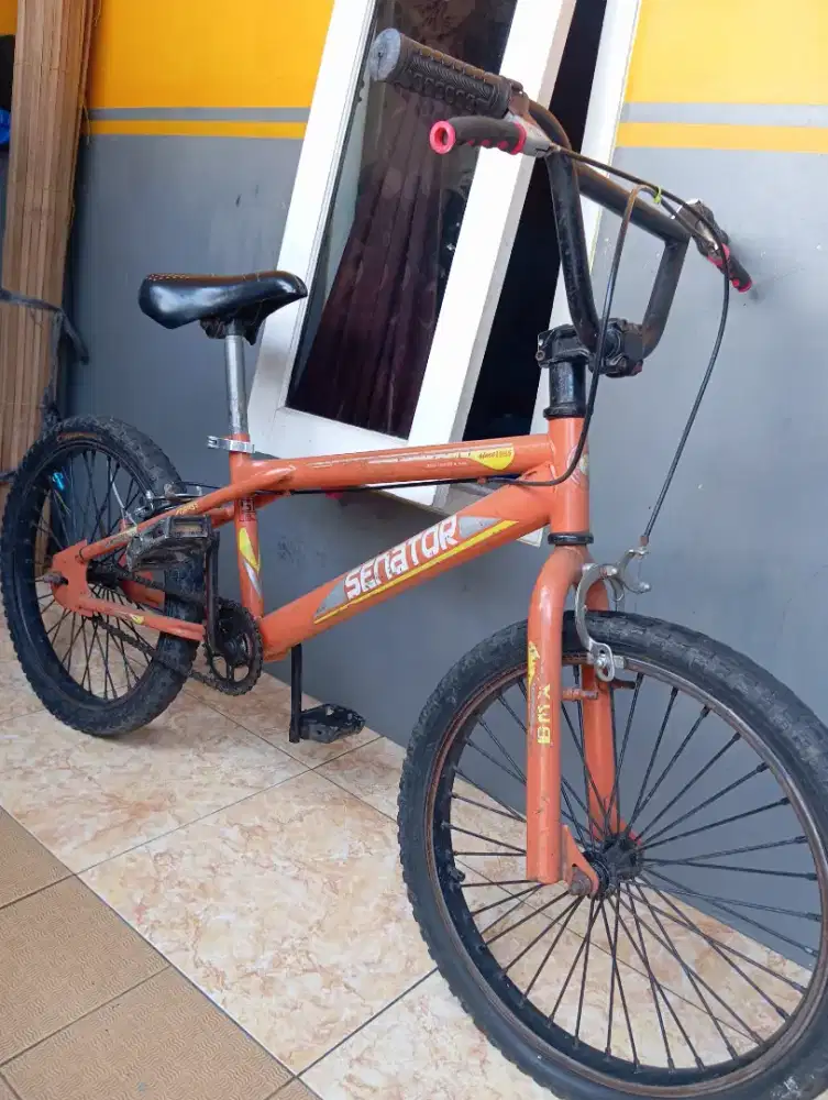Speda BmX ukuran 20 senator bahan pipa tebel bawaan