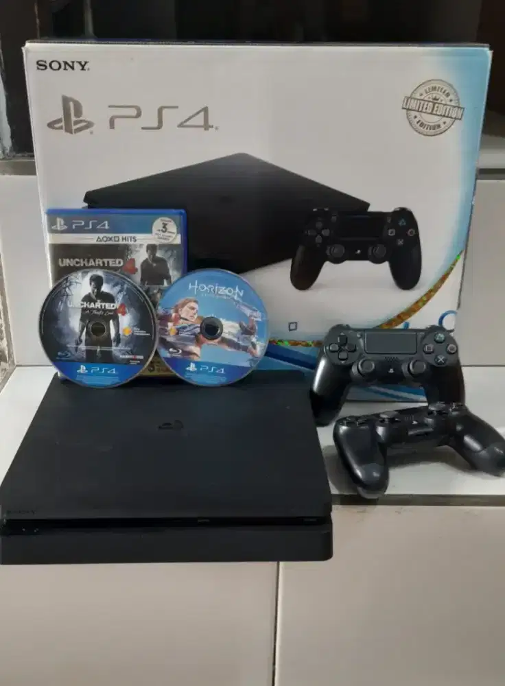 Dijual PS4 SLIM ORI 1TB CUH 22XX SESUAI FOTO  Harga Murah Meriah