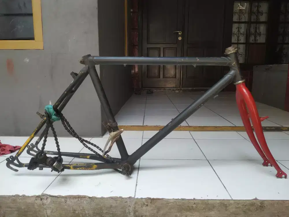 Frameset Ukuran 24