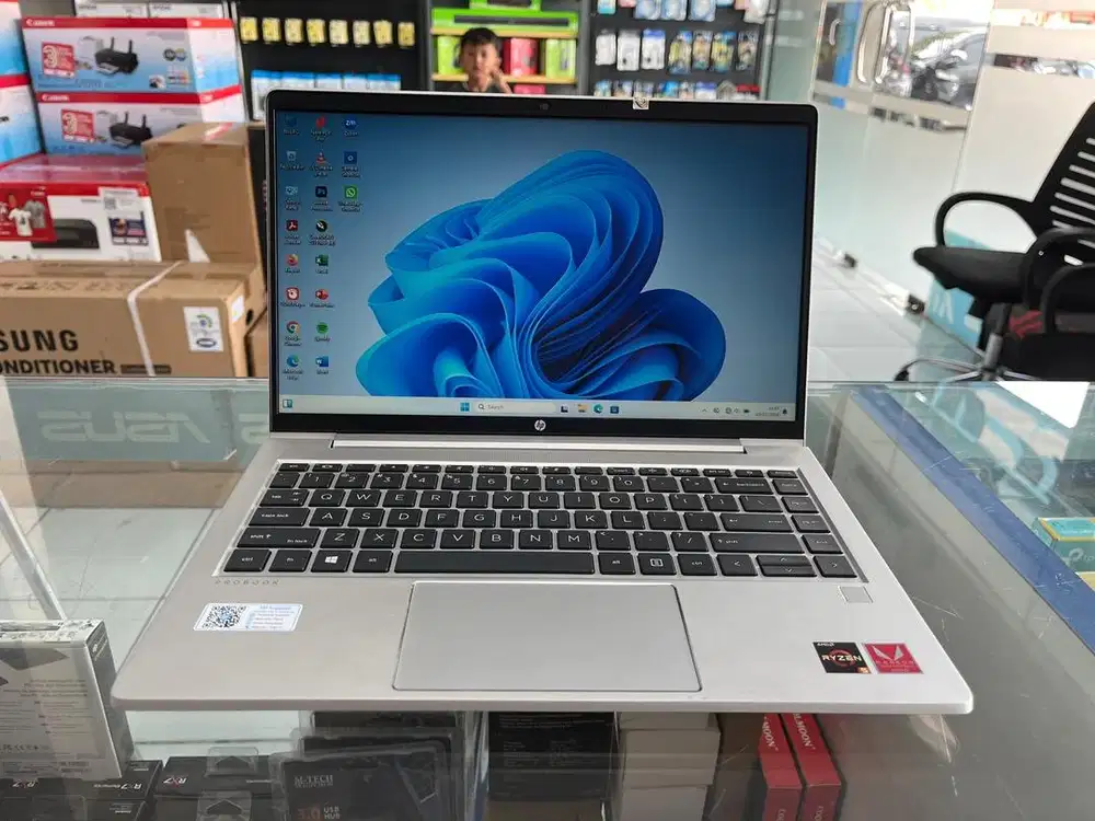Laptop Hp Probook Amd Ryzen5 5600 Ram 8gb ssd 256gb garansi 6 bln