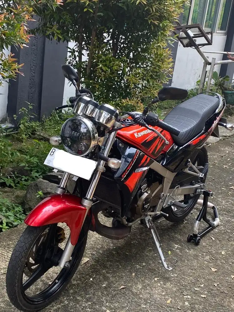Kawasaki Ninja R convert SS orange