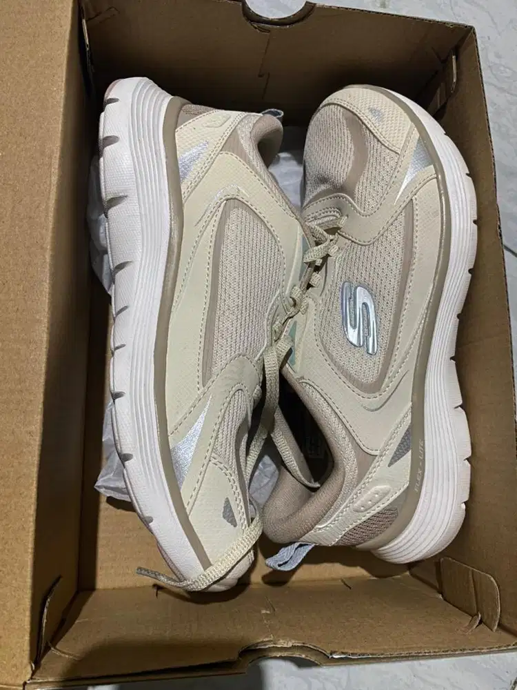 Skechers Flex Appeal 5.0 Women's Training Shoes - Natural
